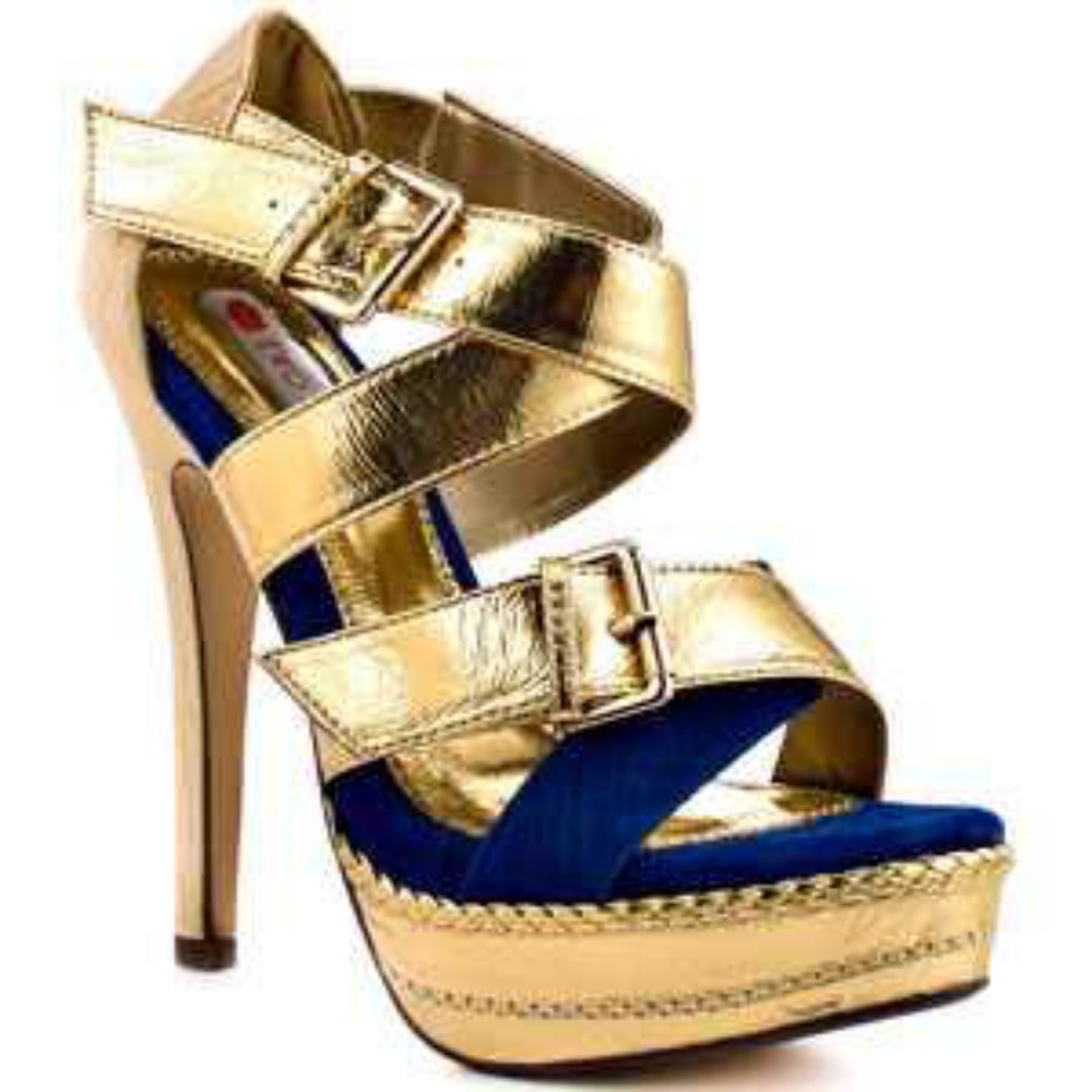Shoes and Purses - Picture 7 of 8